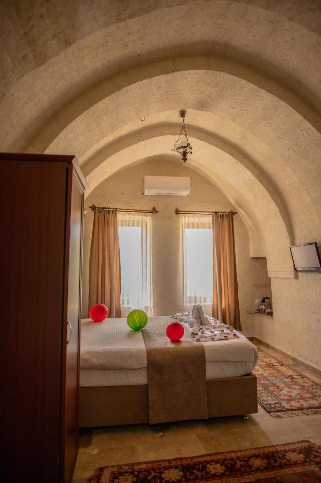 Gueven Cave Hotel Гьореме Екстер'єр фото